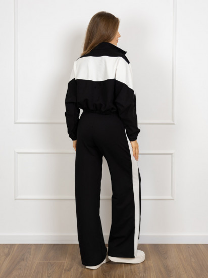 Костюм женский