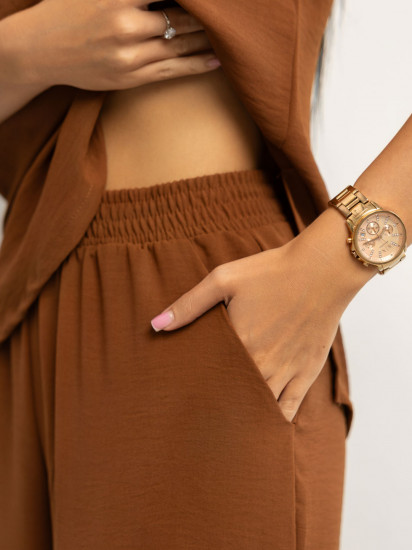 Костюм женский