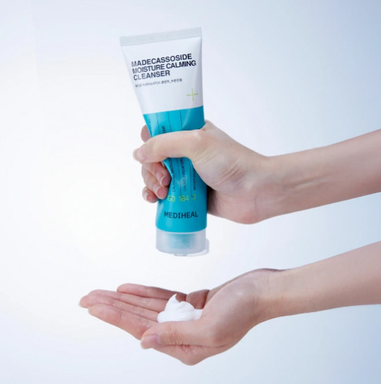Успокаивающая пенка для умывания с мадекассосидом и центеллой «Madecassoside Moisture Calming Cleanser»