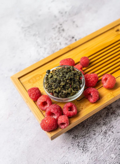 Чай зеленый листовой «Малиновый улун»