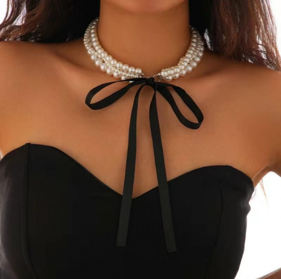 Жемчужное колье-чокер с атласной лентой