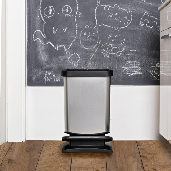 Мусорное ведро для кухни с педалью и крышкой