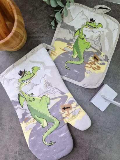 Комплект прихваток «Дракон и замок»