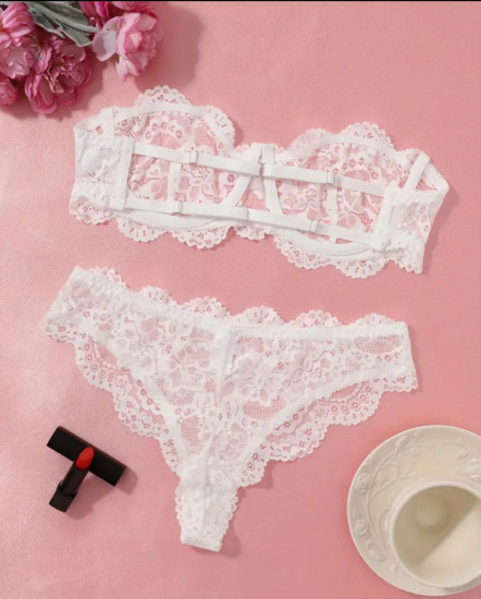 Комплект нижнего белья для женщин