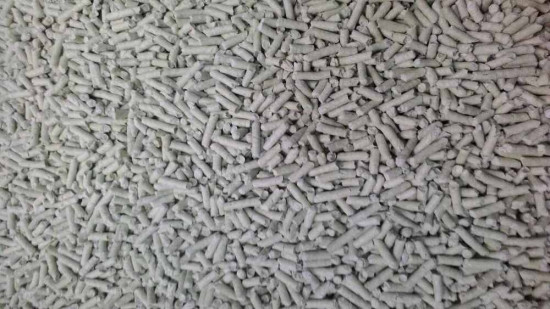 Наполнитель бентонитовый комкующийся Elita «Сакура»