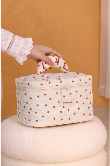 Косметичка «Love»