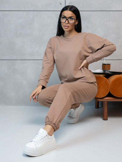 Костюм женский