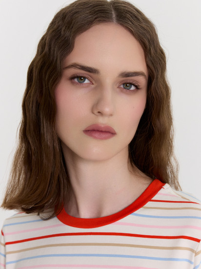 Футболка женская