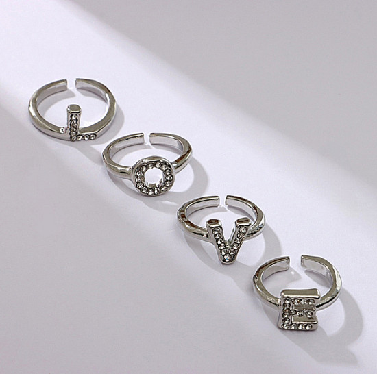 Набор колец «Love»