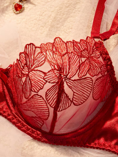 Комплект нижнего белья