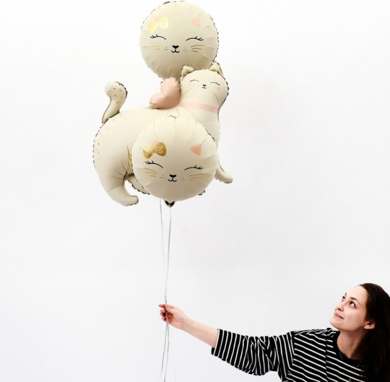 Шар воздушный «Кошечка с бантиком»