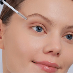 Ультрастойкий фиксирующий гель для бровей «Fixed Brows Long&Lasting Gel» - Фото 1