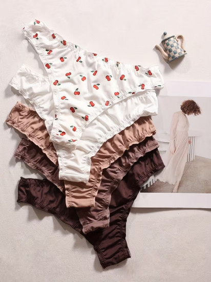 Набор женских трусиков