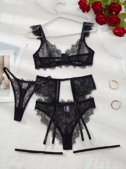 Комплект нижнего белья