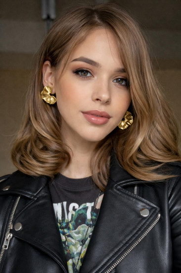 Серьги-гвоздики для женщин