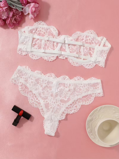 Комплект нижнего белья для женщин