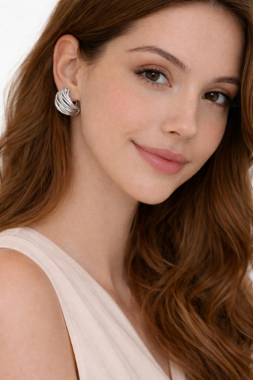 Серьги-гвоздики для женщин