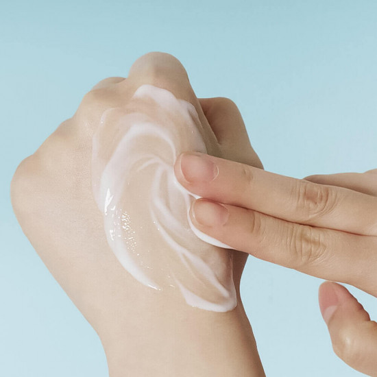 Молочко для очищения кожи «Madagascar Centella Hyalu-Cica Gentle Cleansing Milk»