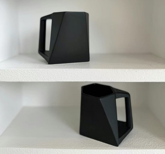 Кружка геометрическая