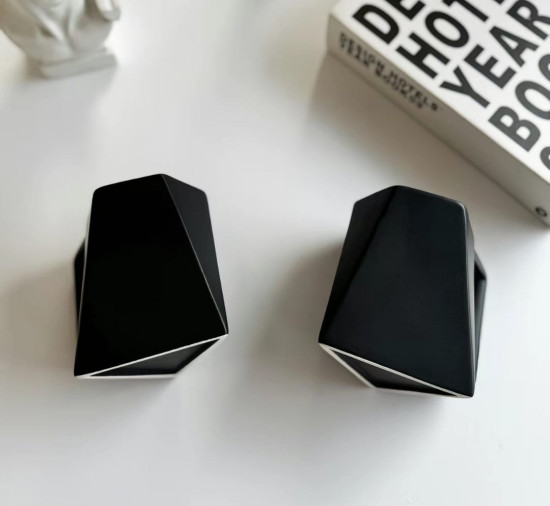 Кружка геометрическая