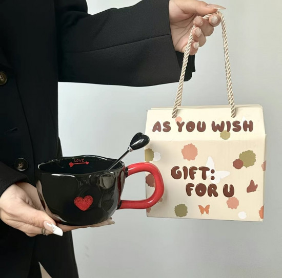 Подарочная кружка с ложкой «Love»