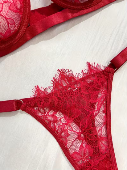 Комплект нижнего белья