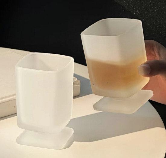 Набор матовых стаканов