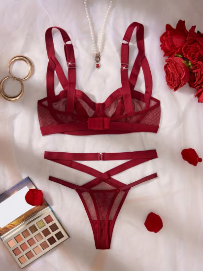 Комплект нижнего белья