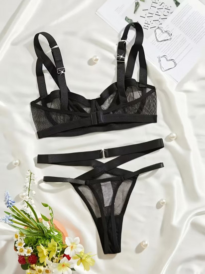 Комплект нижнего белья