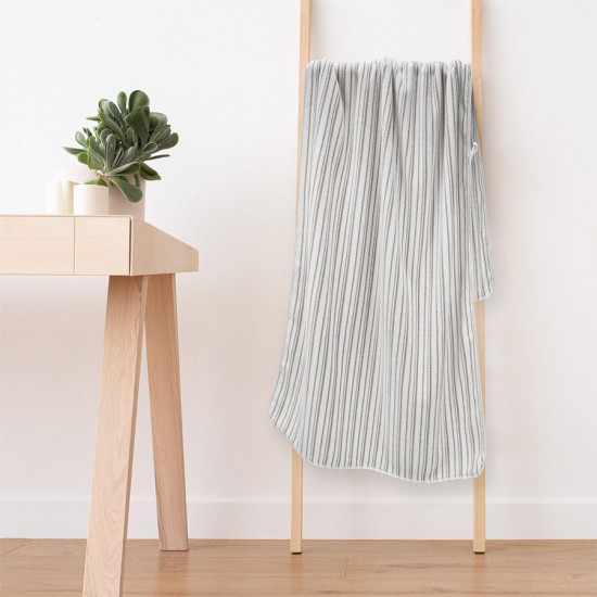 Махровое полотенце «Лайн»