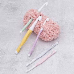 Набор крючков для вязания с силиконовой ручкой - Фото 3