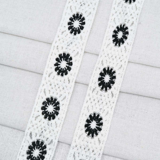 Тесьма вязаная «Бабушкин квадрат»