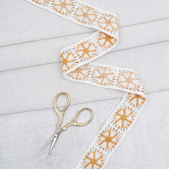 Тесьма вязаная «Бабушкин квадрат»