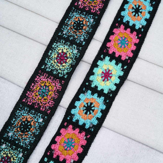 Тесьма вязаная «Бабушкин квадрат»