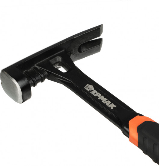 Молоток-гвоздодер цельнокованый