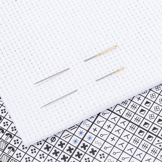 Набор для вышивания «Ваза с розами и птицами»