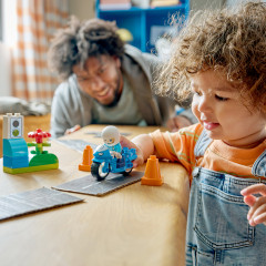 Конструктор Duplo 10471 Синий полицейский мотоцикл. Blue Police Motorcycle - Фото 5