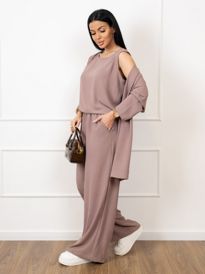 Костюм женский