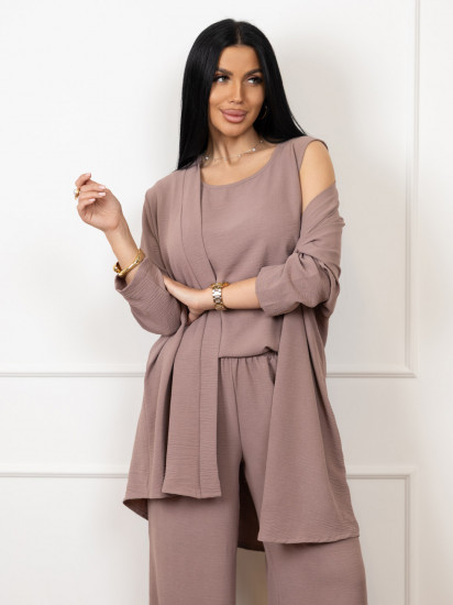 Костюм женский