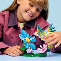 Конструктор Creator 31384 Дикие животные: красочный колибри 3 в 1. Wild Animals: Colorful Hummingbird - Фото 10