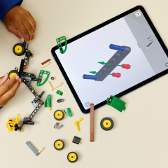 Конструктор Technic 42218 Колесный комбайн John Deere 1470H. John Deere 1470H Wheeled Harvester - Фото 9