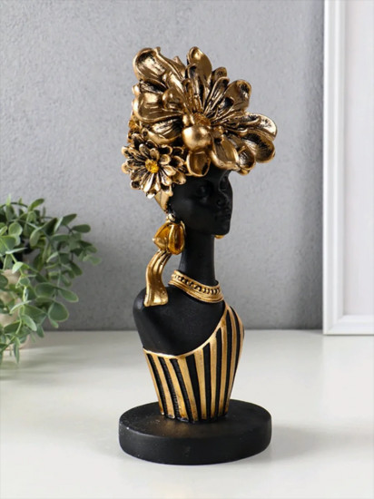 Сувенир бюст «Девушка с цветком золотого цвета , в полосатом наряде»