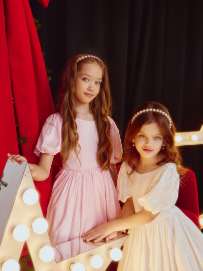 Платье нарядное для девочек с рукавами