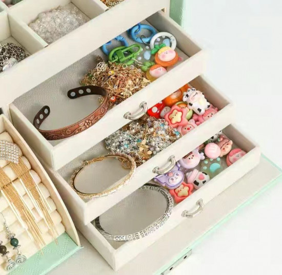 Элегантная шкатулка для украшений
