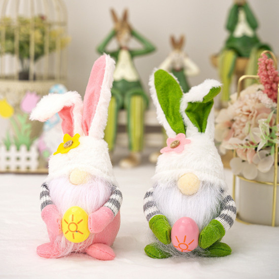 Гном пасхальный