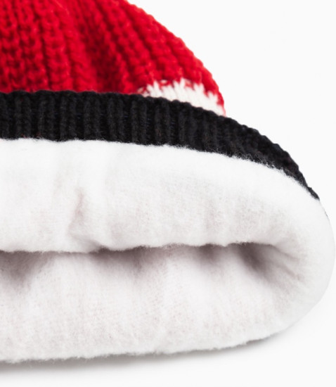 Шапка детская с помпоном