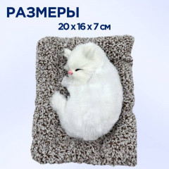 Декоративная игрушка на панель автомобиля «Спящий котик» - Фото 2