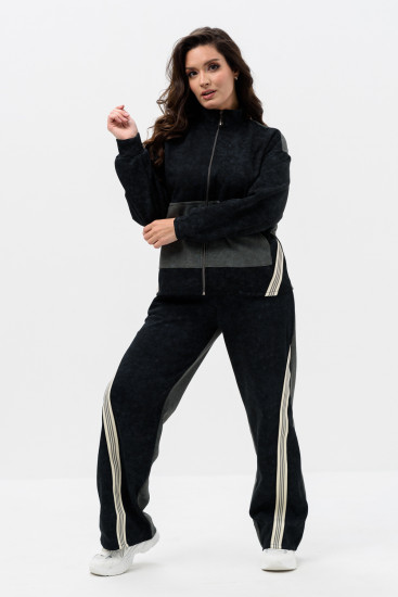 Костюм женский