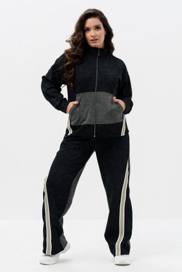 Костюм женский