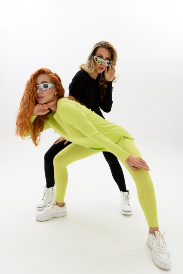 Костюм женский